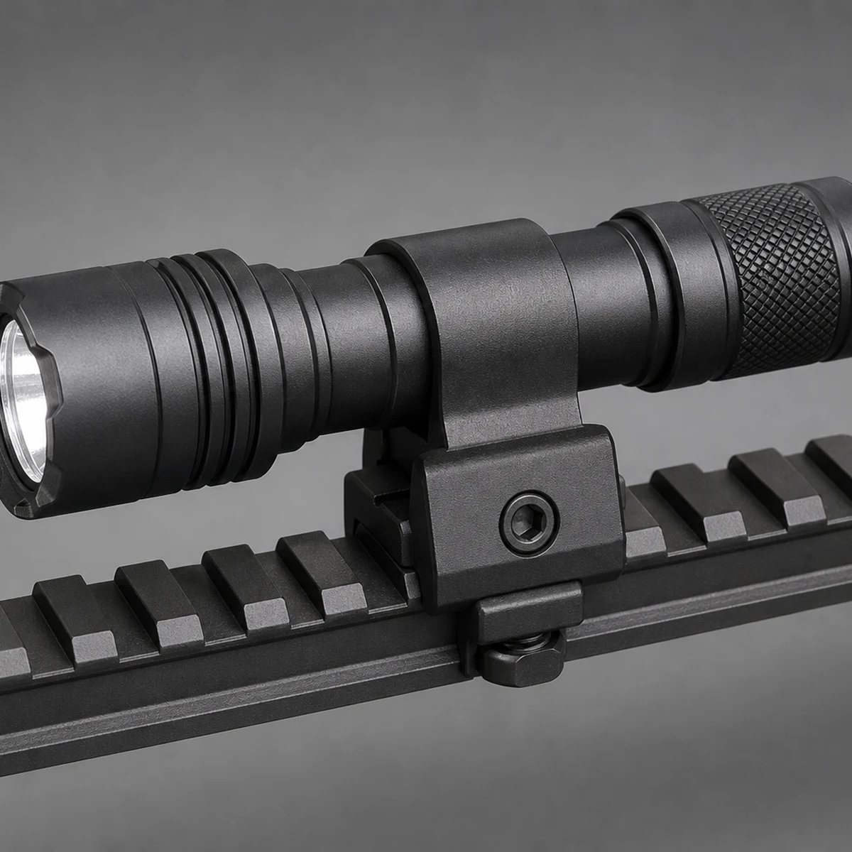 Rechargeable flashlight